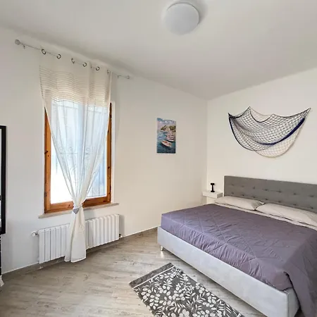 La Casetta Sul Porto - Centro Mare Nyaraló *