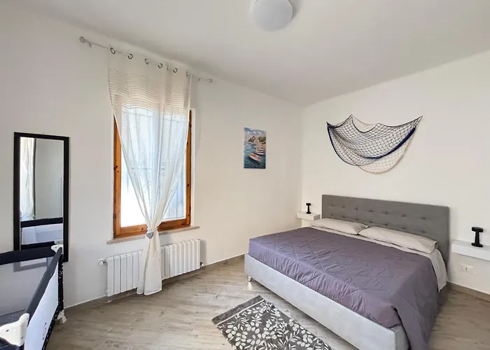 La Casetta Sul Porto - Centro Mare Ferienhaus *